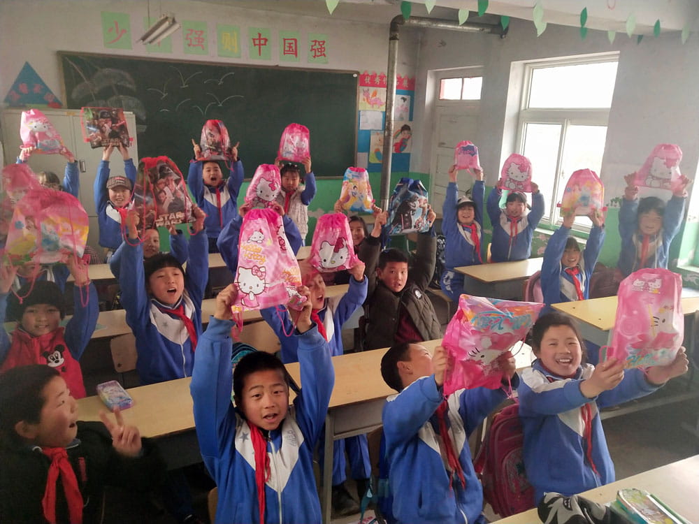 2019 BSB Shoebag Appeal Gifts received by Gansu Students-2019-bsb-shoebag-appeal-gifts-received-by-gansu-students