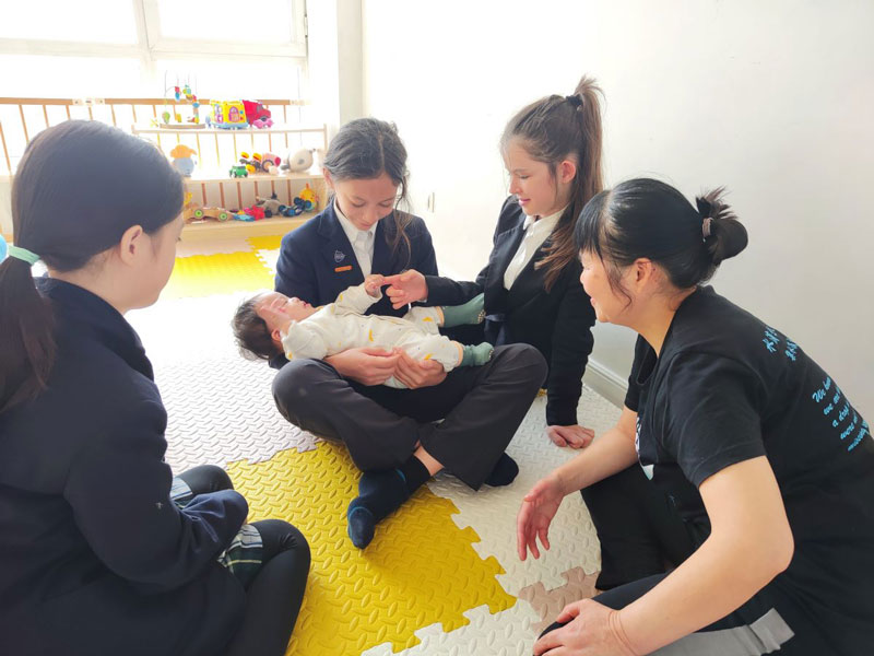 Student Council visits children at Dew Drops - Student Council visits children at Dew Drops