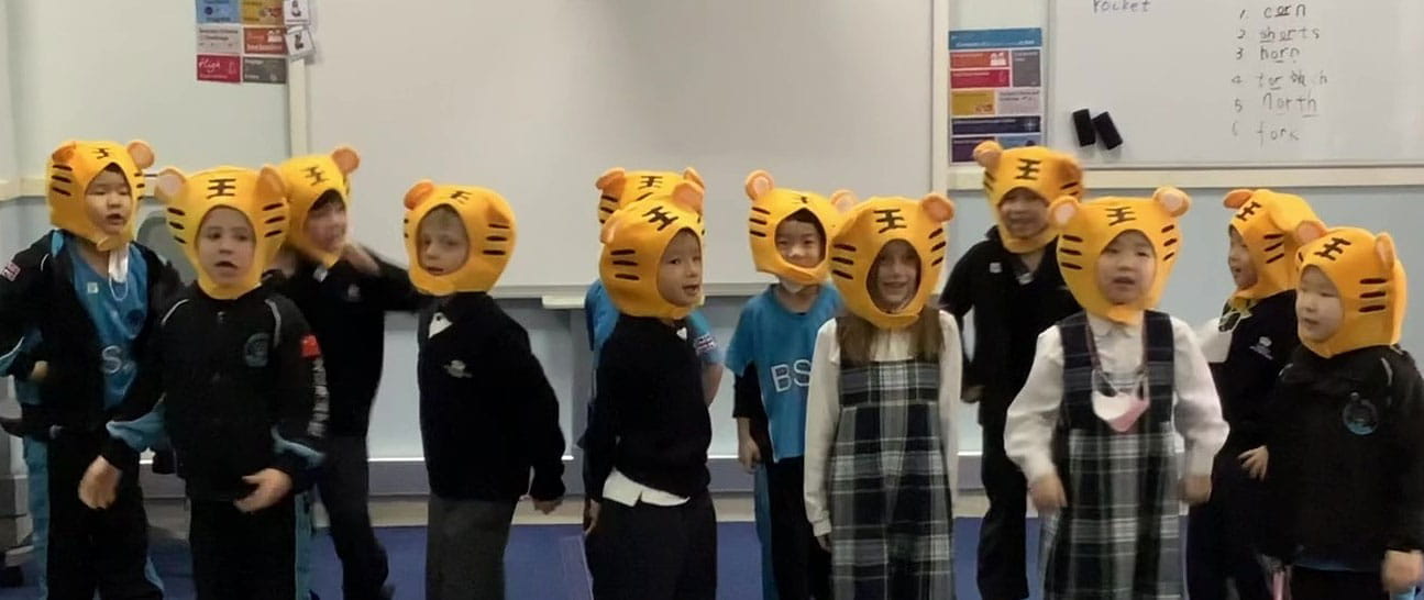 Fantastic Chinese Cultural Performances and Lessons! - Fantastic Chinese Cultural Performances and Lessons