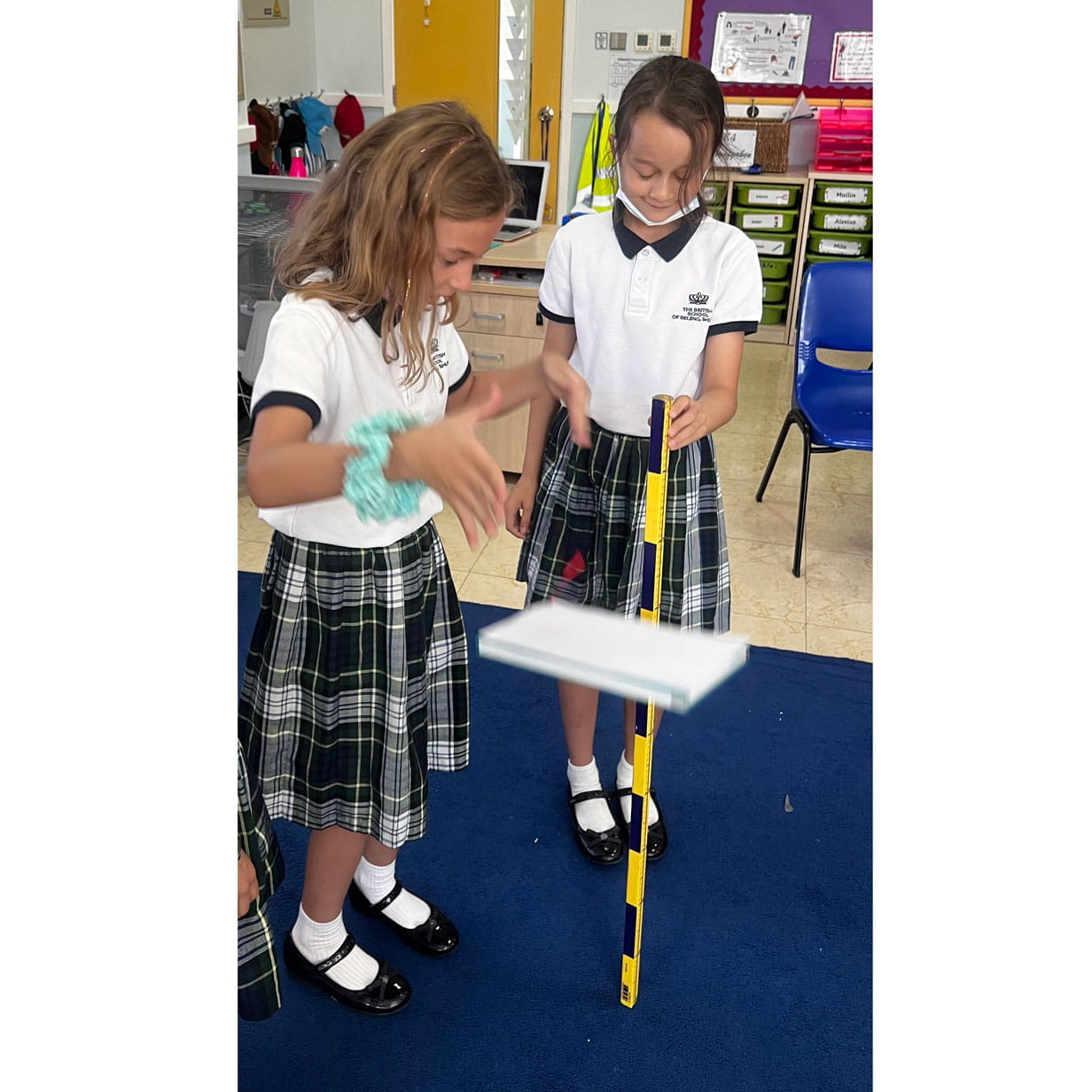 德语小学四年级学生踏上地球探索之旅！ - German Primary GK4 getting to know planet Earth