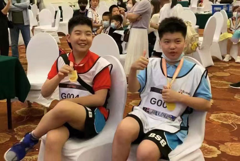 BSB顺义的“超越无限”团队在Botball国际大会上摘得桂冠 - BSB Shunyi Beyond Infinity Won Gold at Botball Global Conference