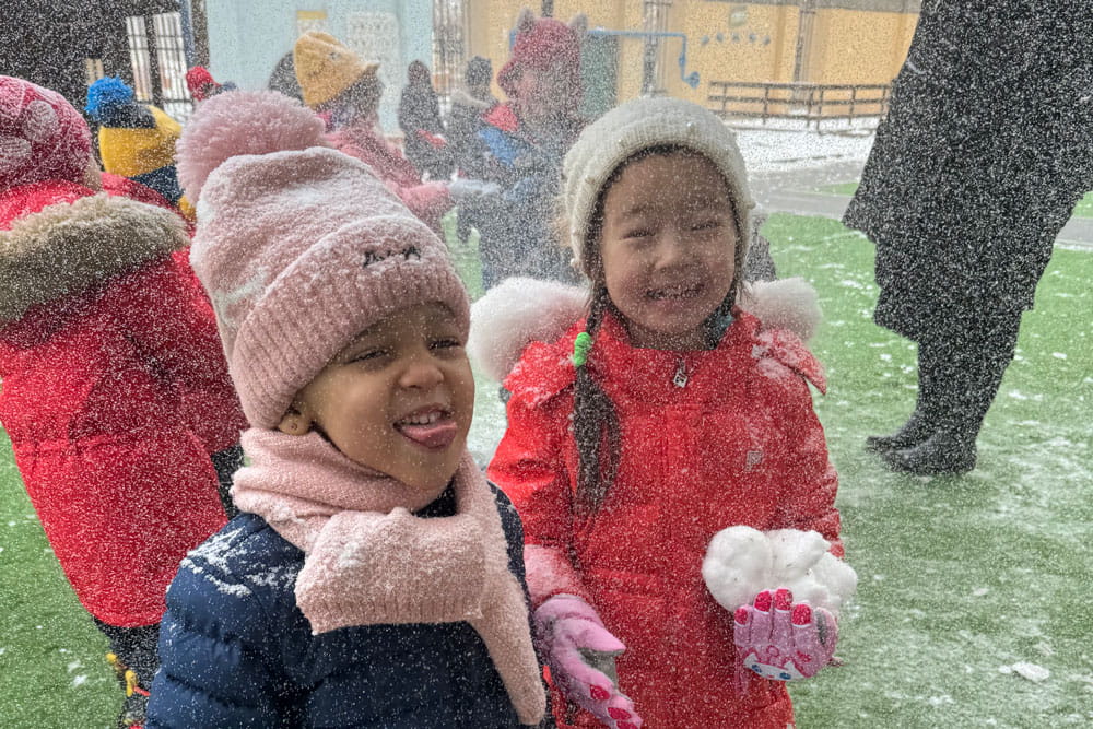 Enjoying the first Snowfall of the Season - Enjoying the first Snowfall of the Season