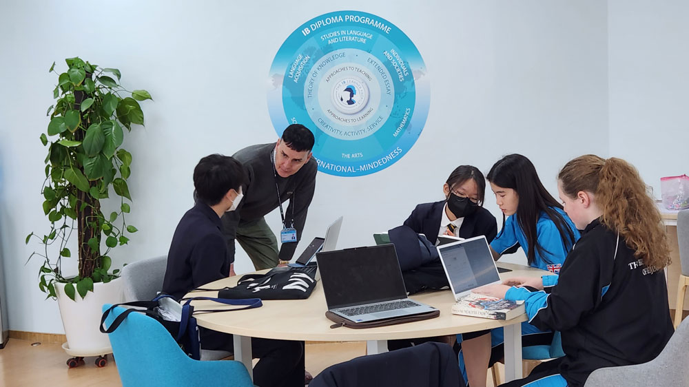 9年级学生探索职业和高等教育选择 - Year 9 explored Career and Higher Education Options