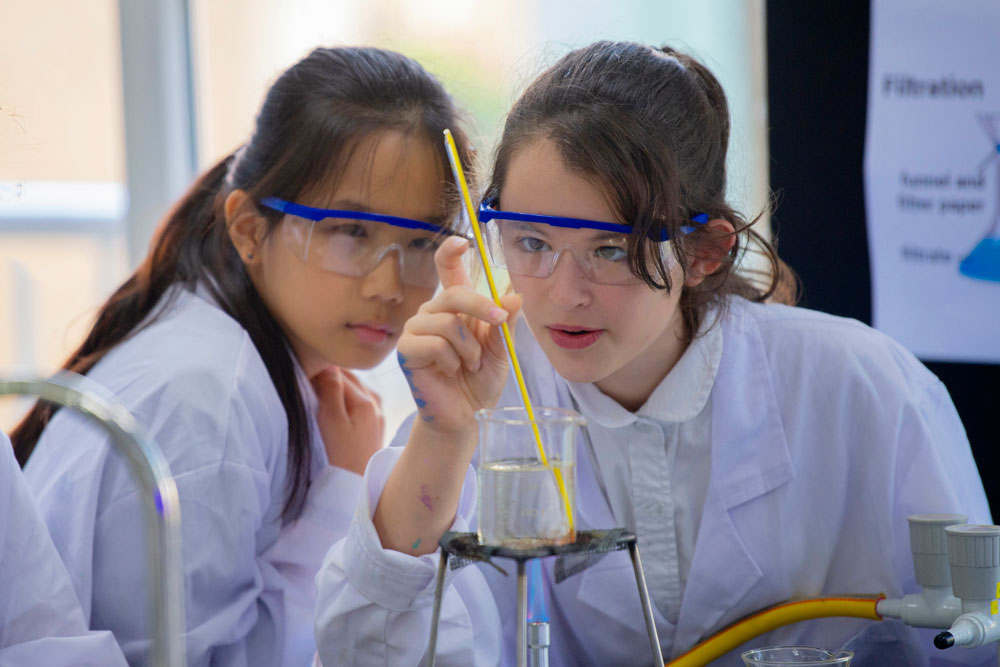 Challenging engaging and respected worldwide the benefits of the National Curriculum for England - Challenging engaging and respected worldwide the benefits of the National Curriculum for England