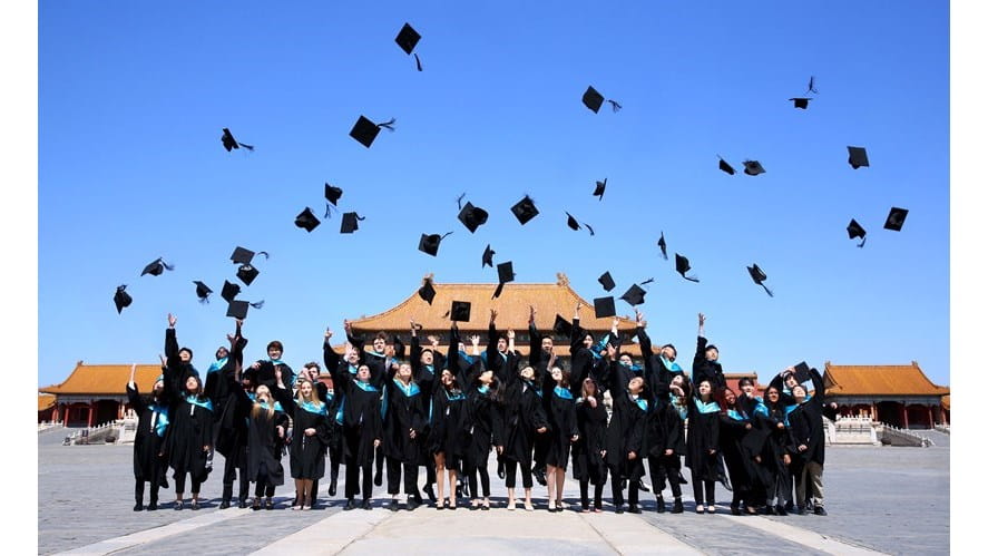 2021BSB 国际文凭大学预科课程（IBDP）成绩斐然！-bsb-shunyi-achieved-outstanding-2021-ib-diploma-results-2021 BSB Shunyi Graduates 2 540x329