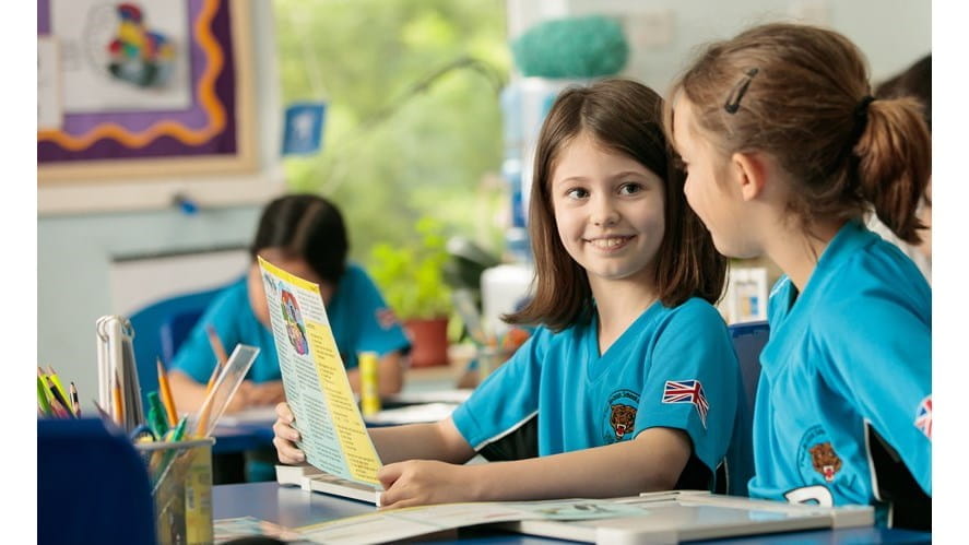 交朋友并融入校园生活：转入新学校指引 - making-friends-and-settling-in-a-guide-to-moving-to-a-new-school