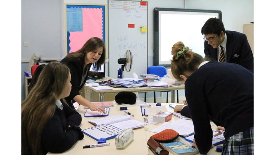 教师风采(2019年10月)— Sarah Donnelly - teacher-profile-october-2019-sarah-donnelly