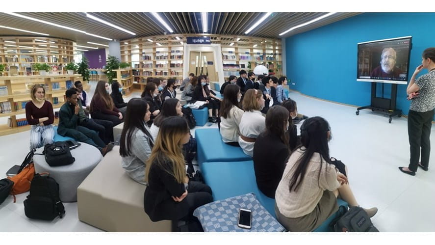 知识理论课上与专家的对话！ - theory-of-knowledge-class-consults-the-experts