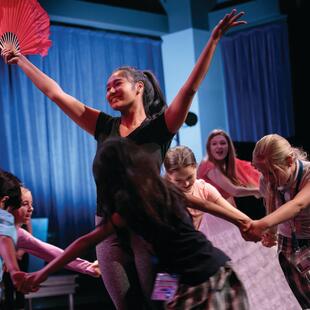 精彩的课外活动 | 广州英国学校 - Copy of 04 - Feature Cards Pattern - ASAs-CN