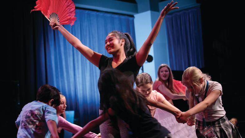 精彩的课外活动 | 广州英国学校 - Copy of 04 - Feature Cards Pattern - ASAs-CN