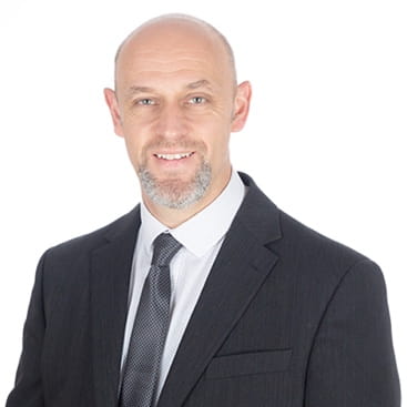 国际学校教师与员工|广州英国人学校 - Feature Cards Tabs