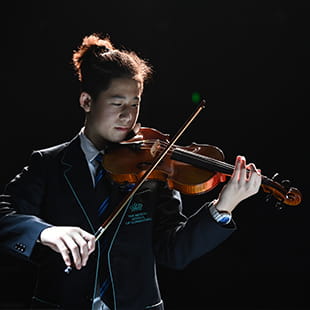 BSG Scholarship Award | Apply Now for Year 5-Year 12 Students - OUR SCHOLARSHIPS