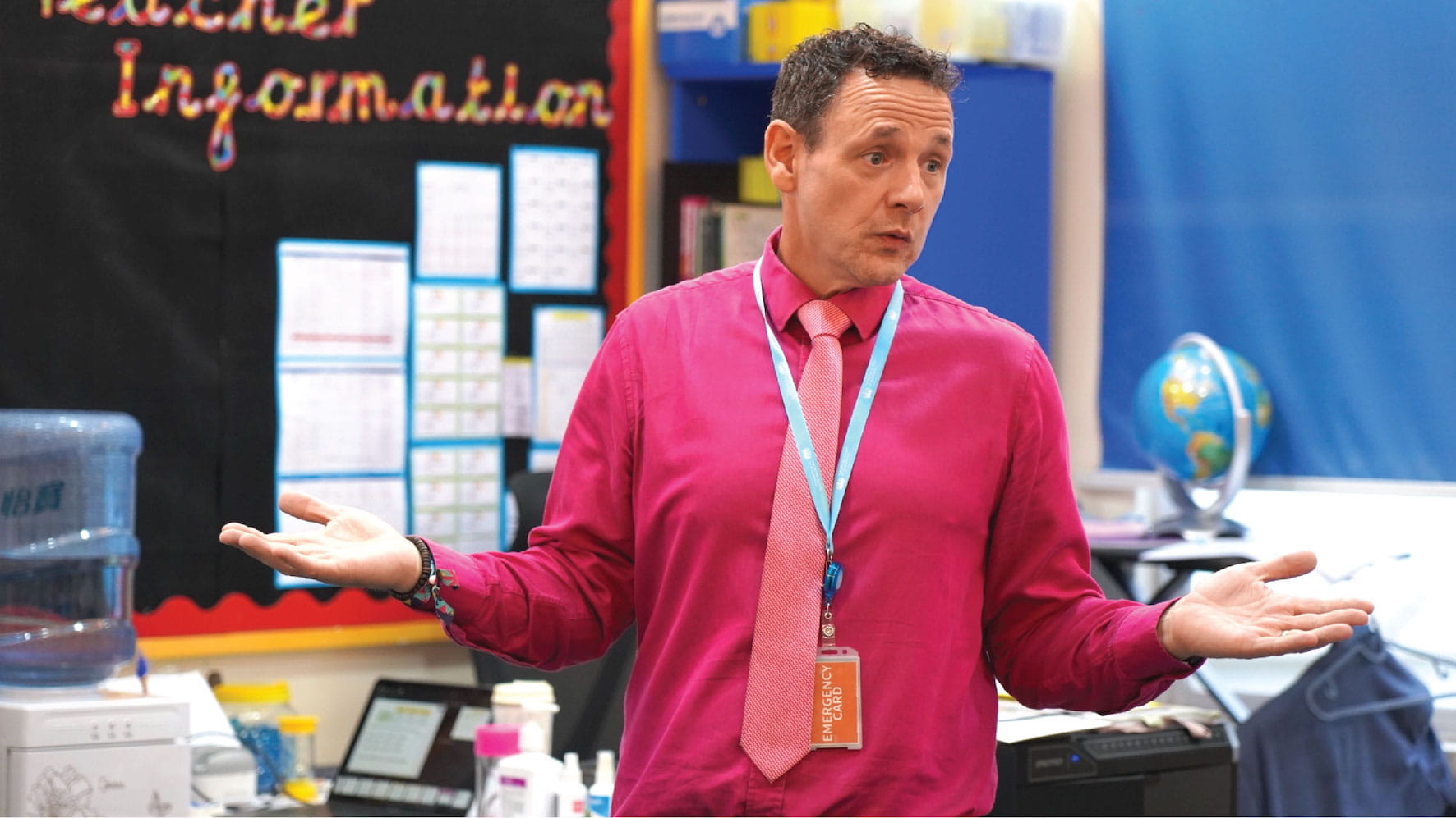 The British School of Guangzhou, China | Nord Anglia - Feature Cards Pattern