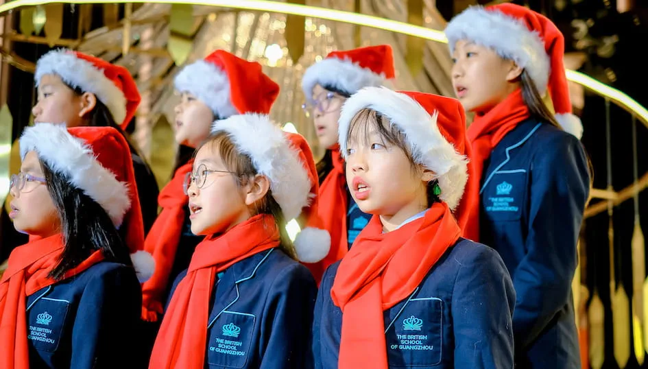 Primary Shines at Jumeriah Christmas Tree Lighting Ceremony - Carousel For News Detail