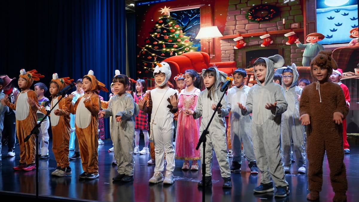 A Wonderful Week of Christmas Performances - A Wonderful Week of Christmas Performances