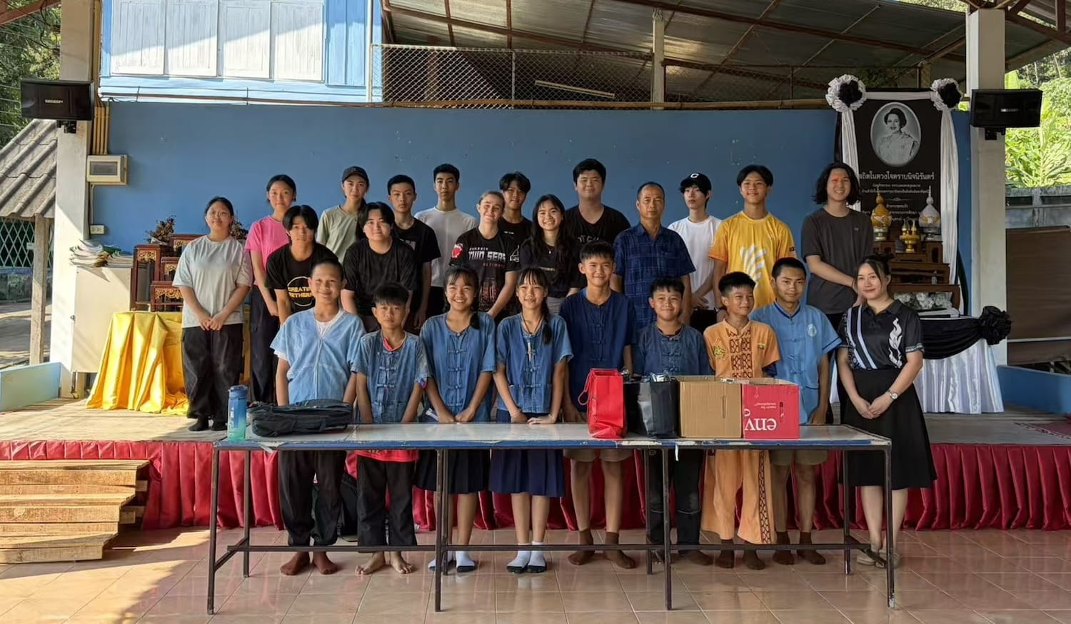 BSG Students Make a Difference Through Service Learning in Thailand - Thailand Residential