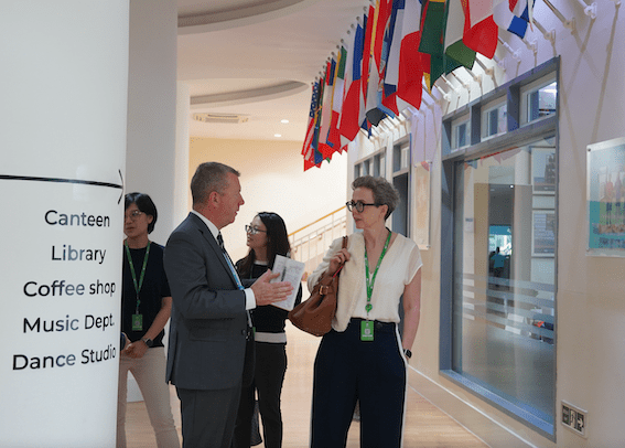 Creativity and Advanced Learning Environments - Creativity and Advanced Learning Environments