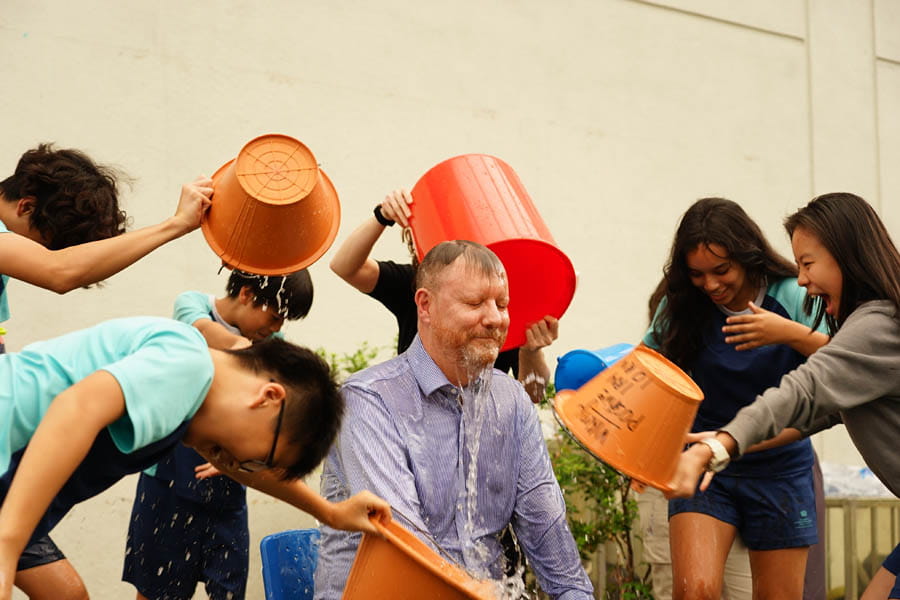Ice Bucket Challenge - Carousel For News Detail