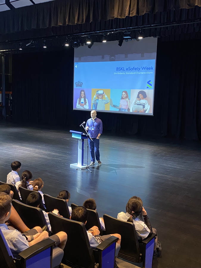 Let’s hear it from an expert! - Carousel For News Detail