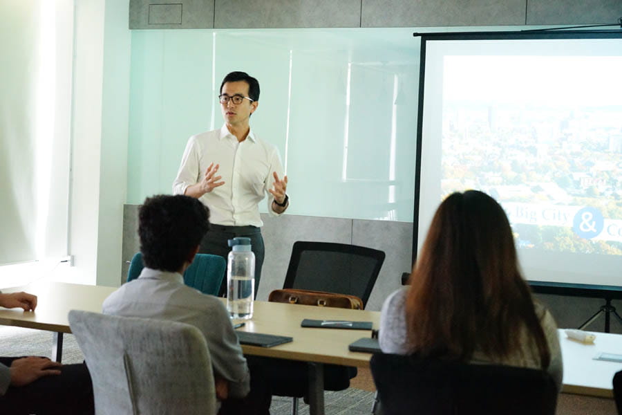 US University Visits - University Visit