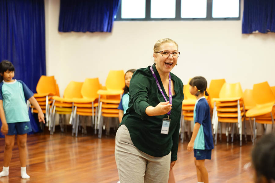 Juilliard Drama Curriculum Specialist Visit - Stephanie Cunningham - Carousel For News Detail