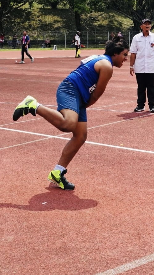 Year 11 student wins gold and establishes two new records at MSSS 2024 - Carousel For News Detail