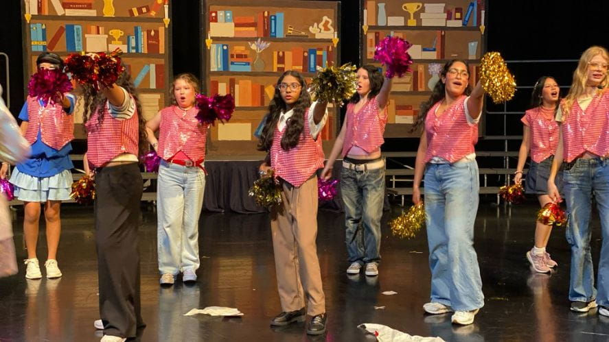 Legally Blonde: A show stopping success! - Carousel For News Detail