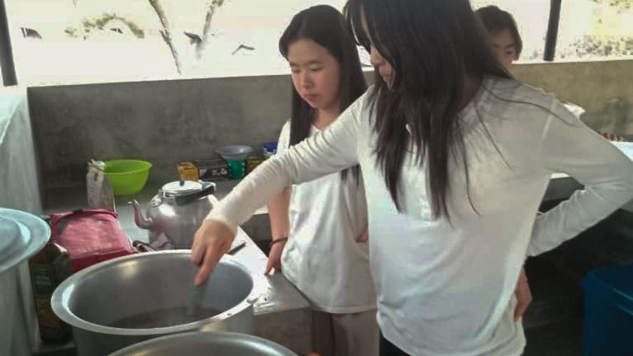 Tanzania service expedition – from culture shock to meaningful service - Carousel For News Detail