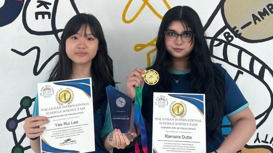 BSKL wins Best School Award at Science Fair  - Carousel For News Detail