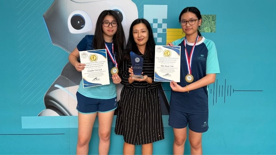 BSKL wins Best School Award at Science Fair - science fair