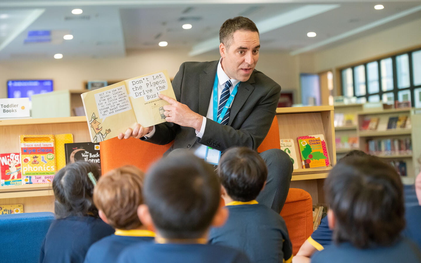 南京私立国际学校招聘教师信息|南京英国国际学校 - Full Width Image How we teach