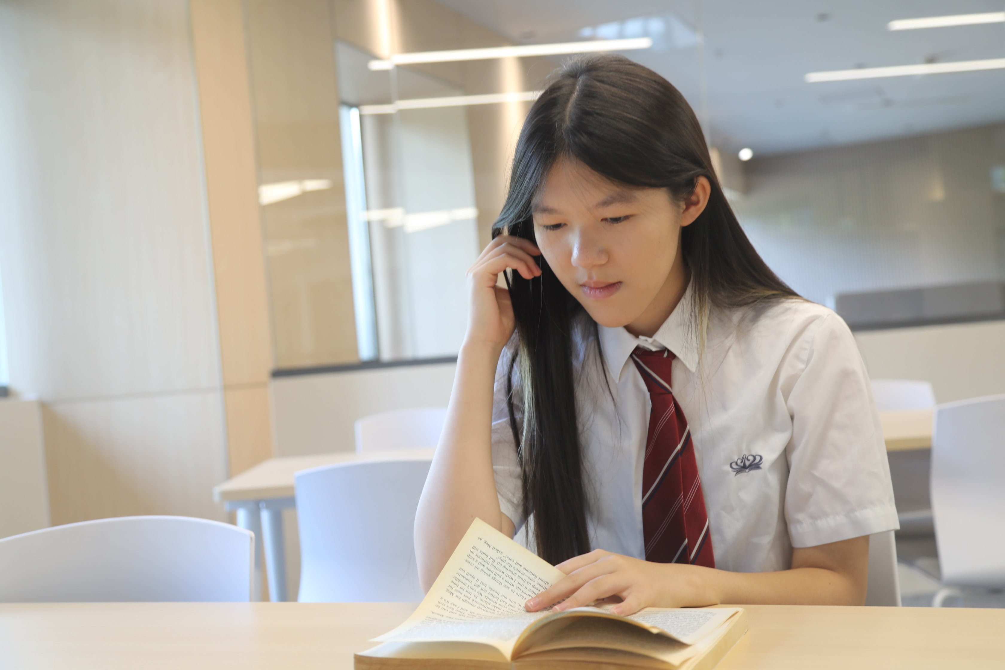 The British School of Nanjing | Nord Anglia Education - Feature Cards Pattern