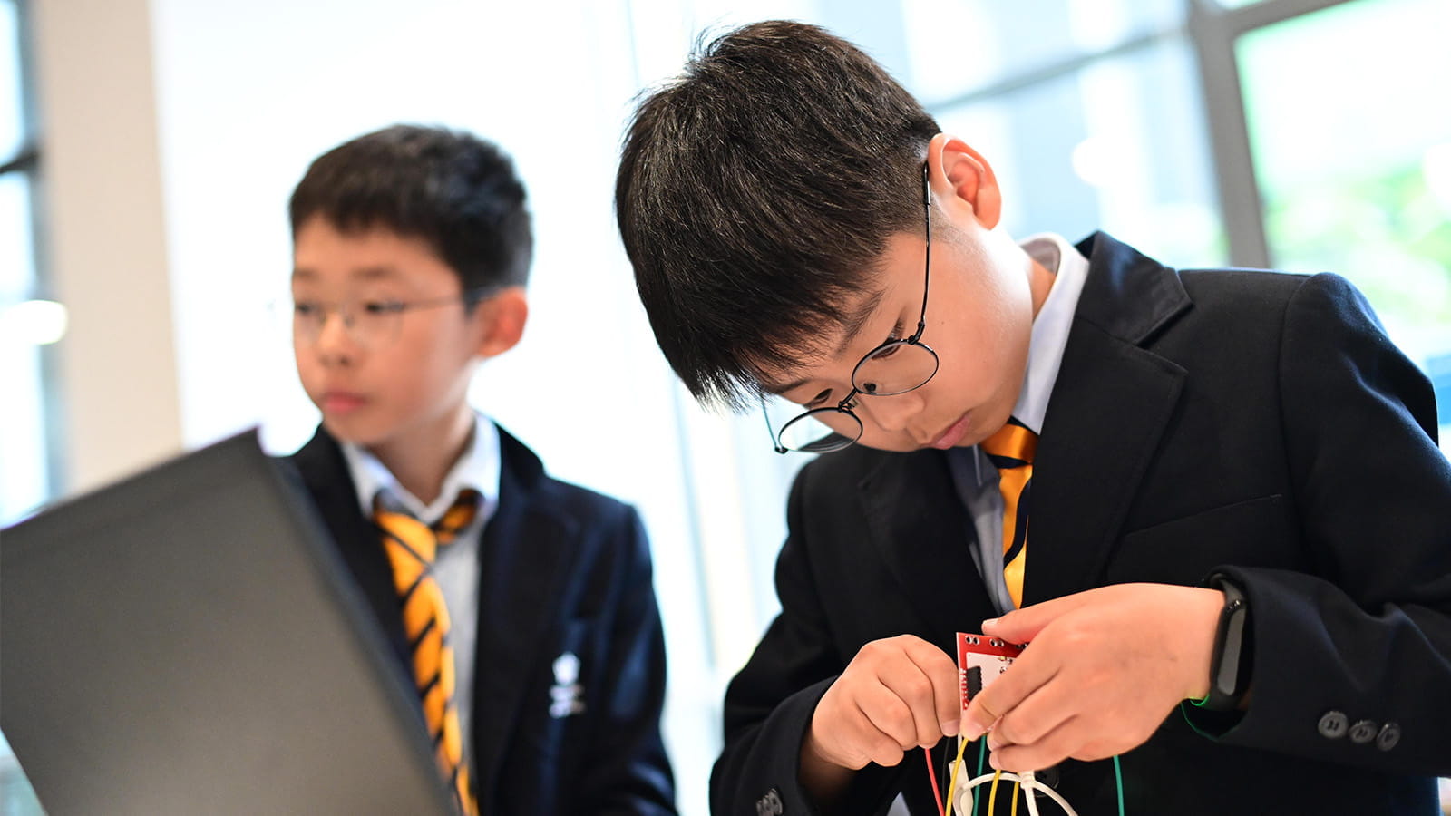 Entry Requirements | The British School of Nanjing | BSN - Promo With Collage