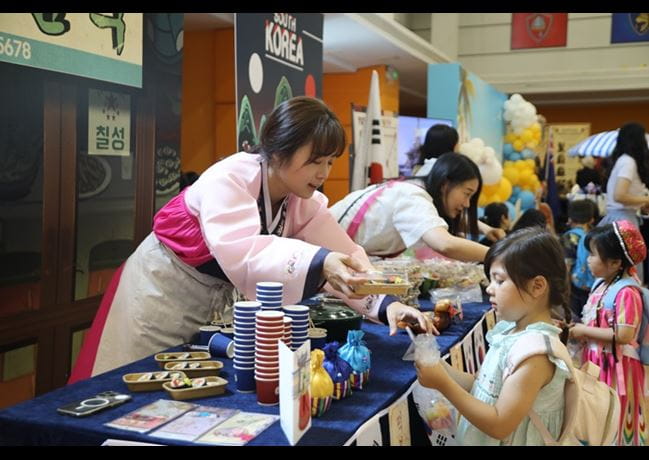 BSN多元文化日,和世界在校园相遇 - A Journey Through Cultures at BSN