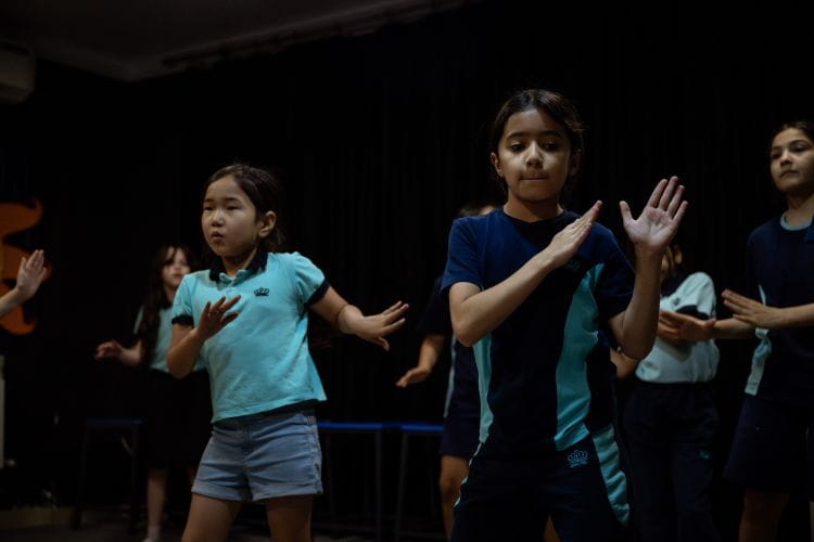 Learning beyond the classroom - Learning beyond the classroom