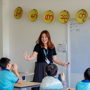 The British School Yangon | International School in Yangon | BSY - Feature Cards Pattern