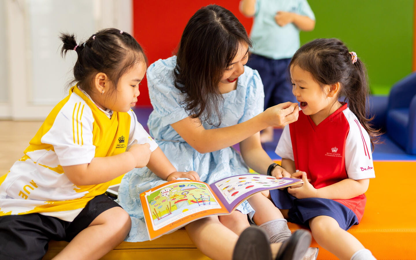 Image_BVIS_Hanoi_2023_019