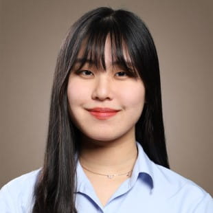 BVIS Hà Nội, Trường quốc tế đa cấp anh việt hoàng gia (bvis) - Feature Cards Pattern - Alumni