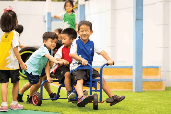 10 LỢI ÍCH KHI THEO HỌC TẠI KHỐI TIỂU HỌC BVIS - 10 good things about Primary at BVIS Hanoi