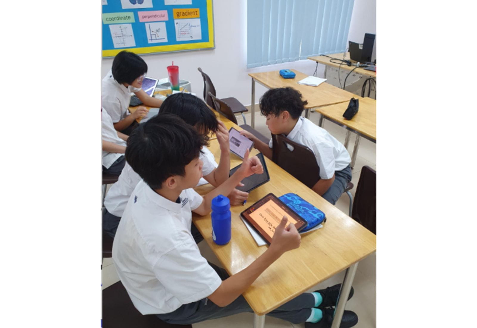 Bản tin hàng tuần ngày 27/10/2023 - Weekly Updates on 27-10-2023