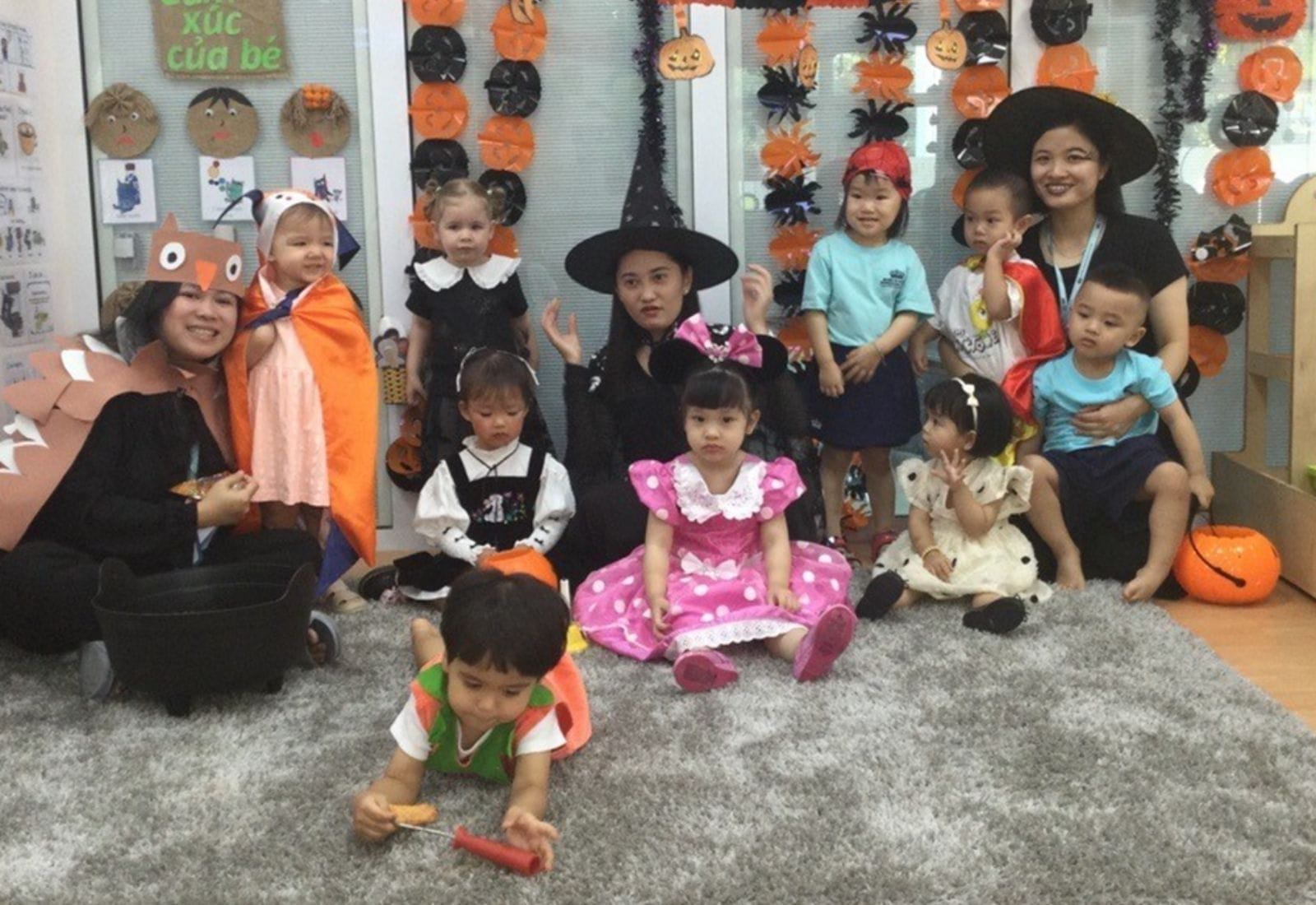 Bản tin hàng tuần ngày 3/11/2023 - Weekly Updates on 3-11-2023
