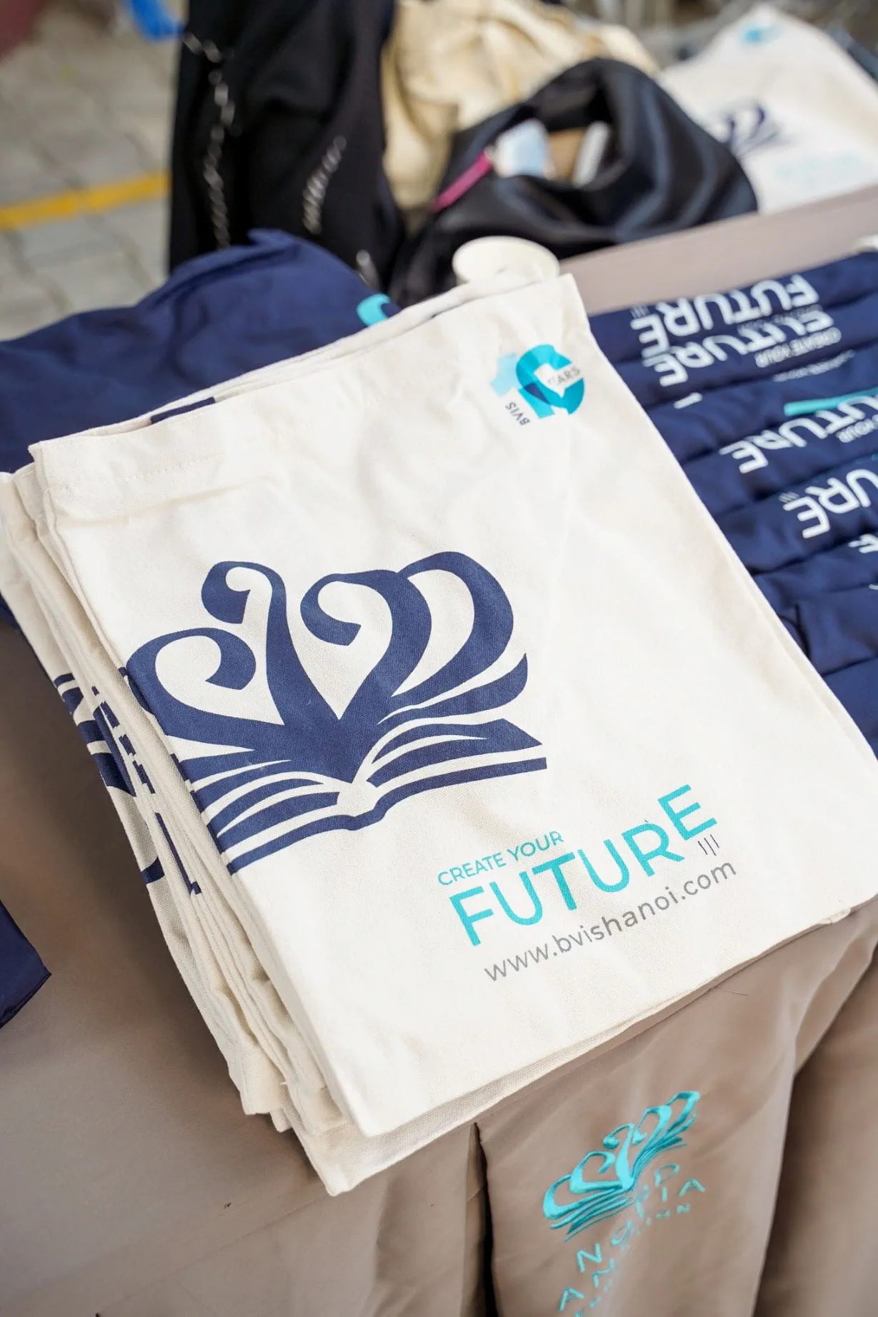 Bản tin hàng tuần ngày 01/12/2023 - Weekly Updates on 01-12-2023