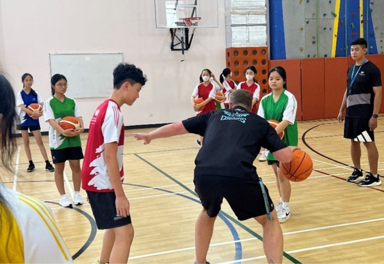 Weekly Updates on 25/08/2023 - BVIS Hanoi - Weekly Updates on 25-08-2023