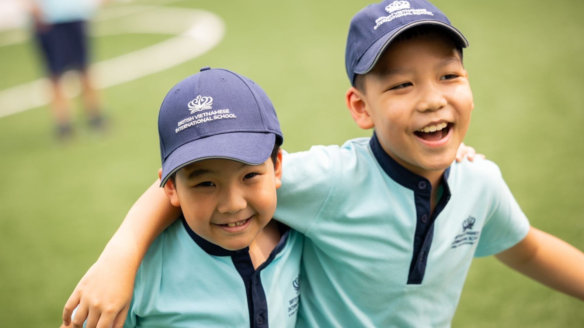 Chương trình học hè BVIS Hà Nội cho từng cấp học - 12 Small Text And Image - School Profiles