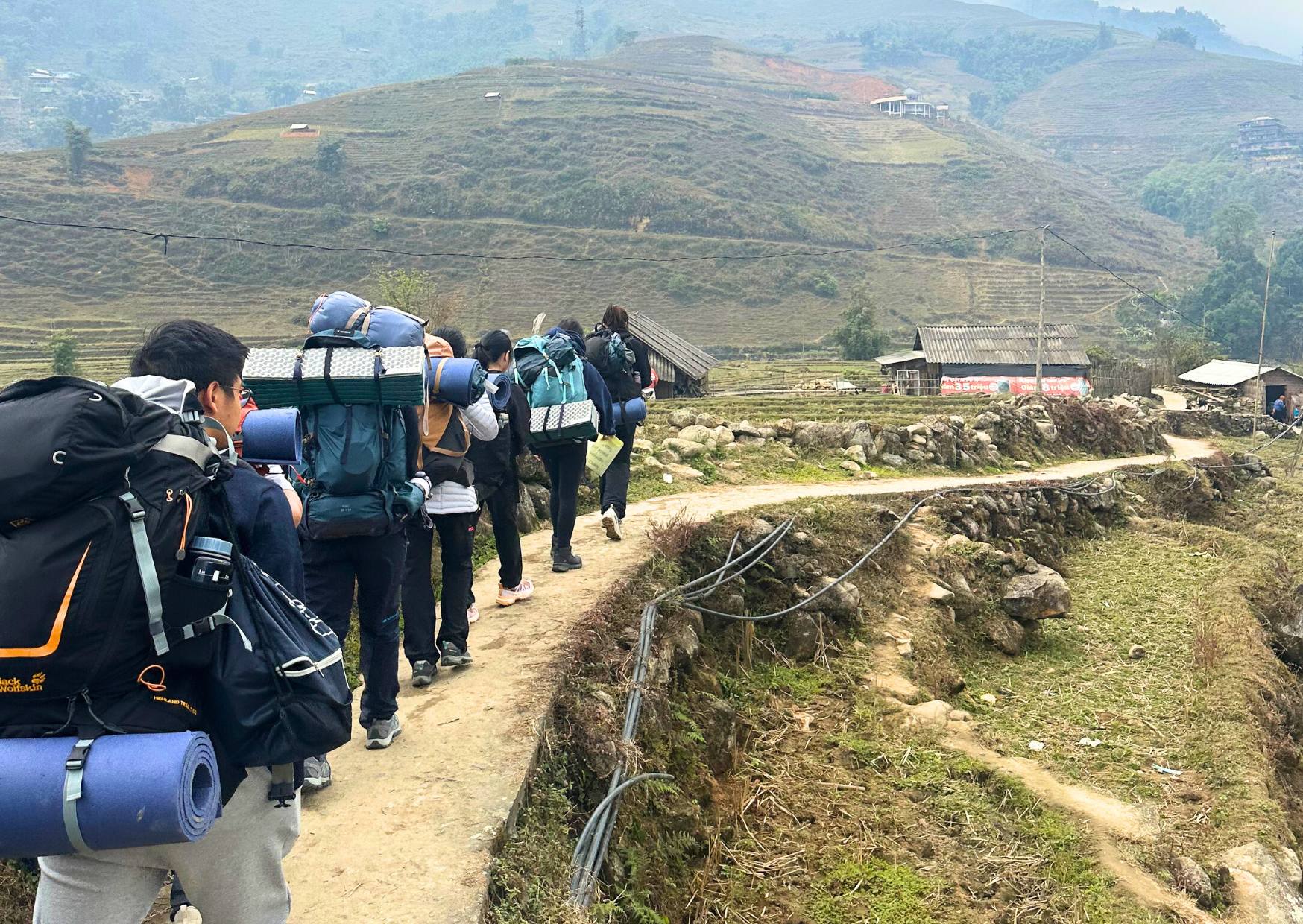 Giải thưởng Công tước xứ Edinburgh tại BVIS Hà Nội: Hành trình trưởng thành vượt ra ngoài lớp học - Duke of Edinburgh s Award at BVIS Hanoi Building Resilience Through Real-World Challenges