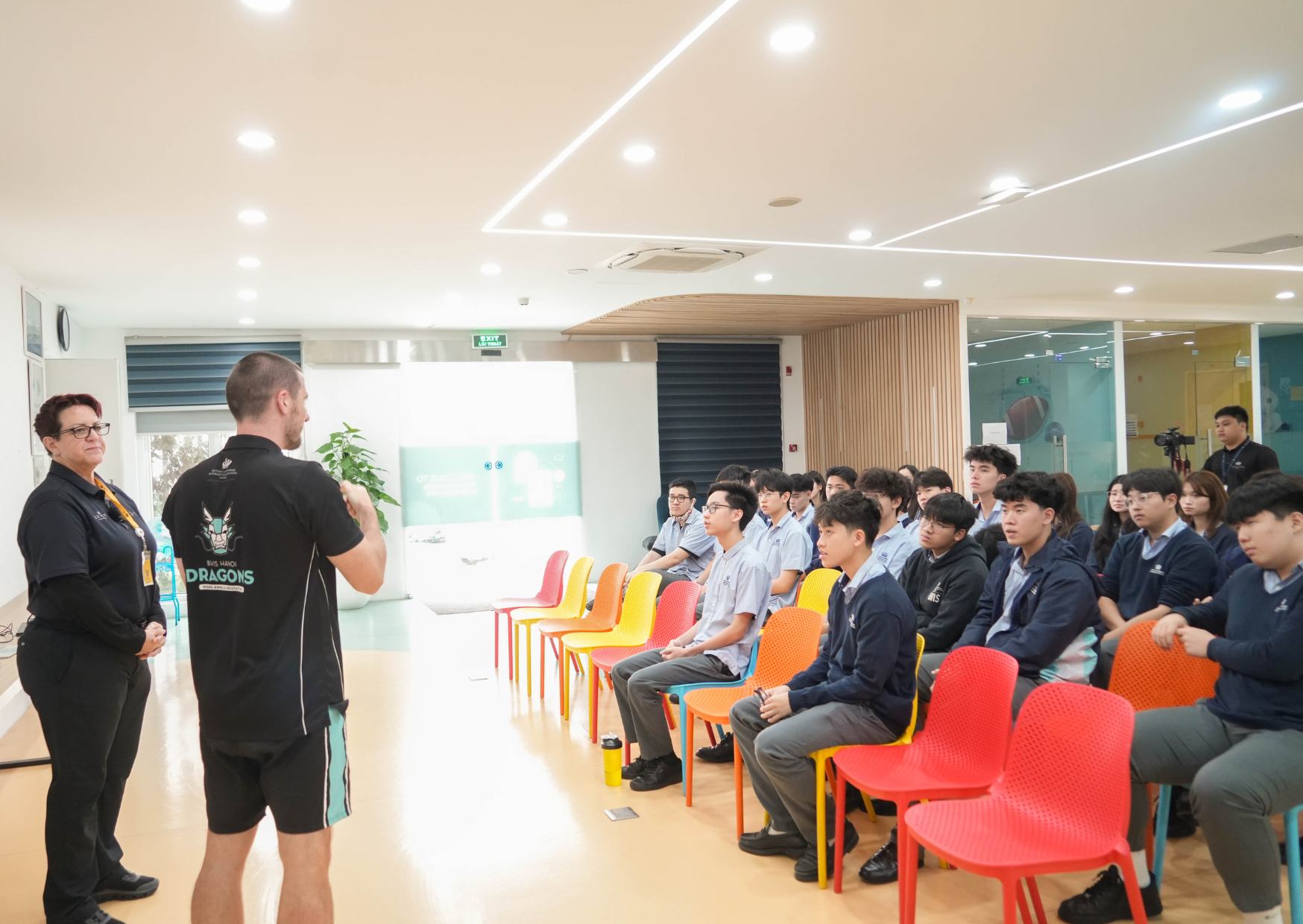 IMG Academy Visits BVIS Hanoi to Empower Students with World-Class Mental Performance and Leadership Skills - IMG Academy Visits BVIS Hanoi