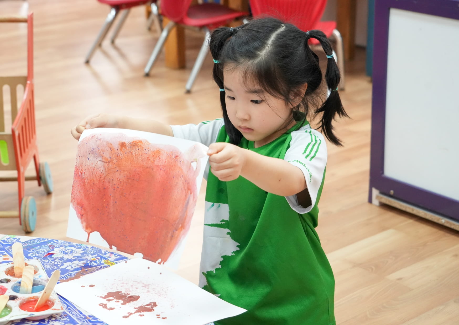 Montessori or EYFS? Which Early Years Approach Is Right for Your Child? - EYFS or Montessori
