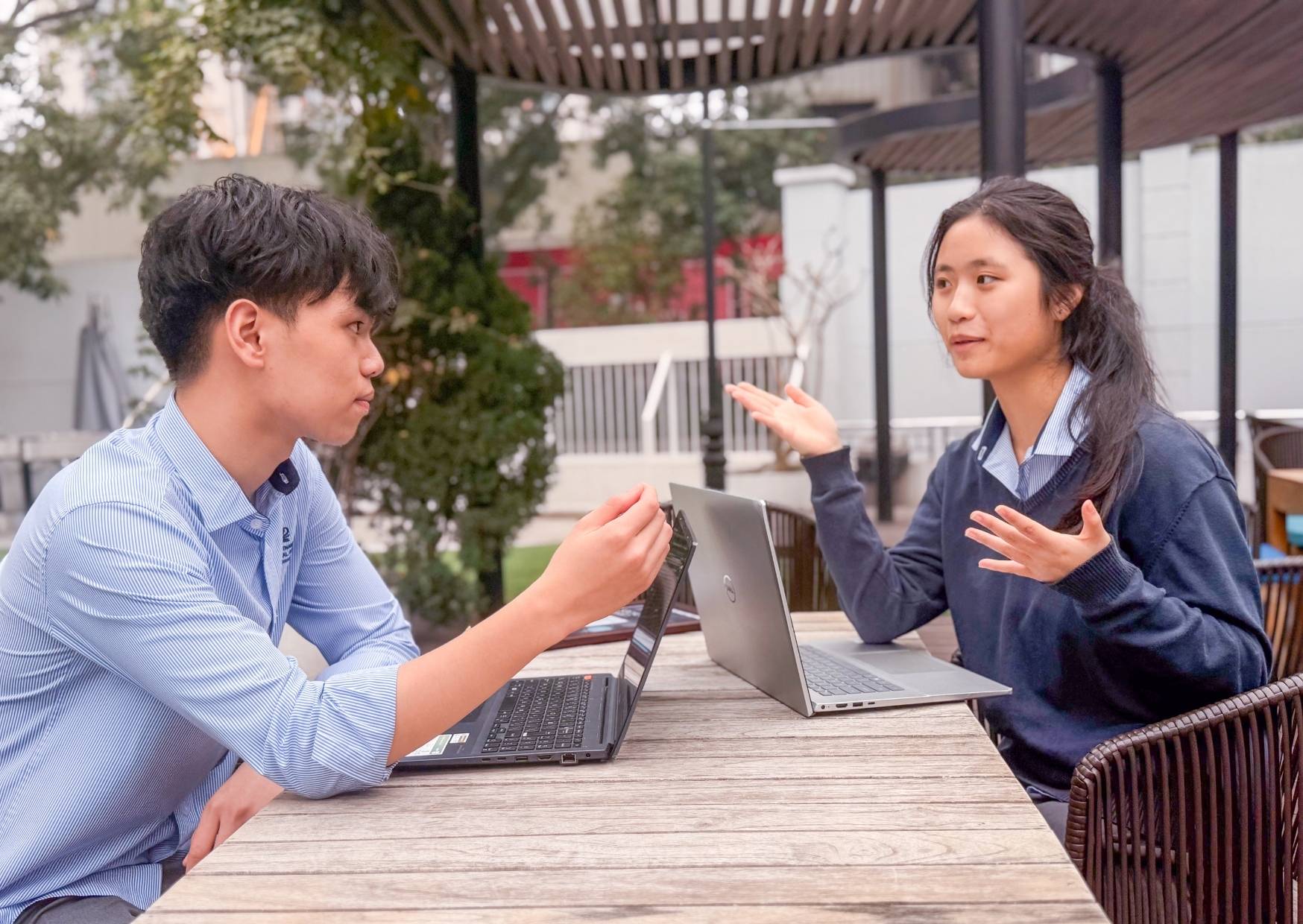Vì sao phụ huynh luôn tìm kiếm những giá trị vượt ra ngoài kết quả học thuật? - Why families seek more than academic results