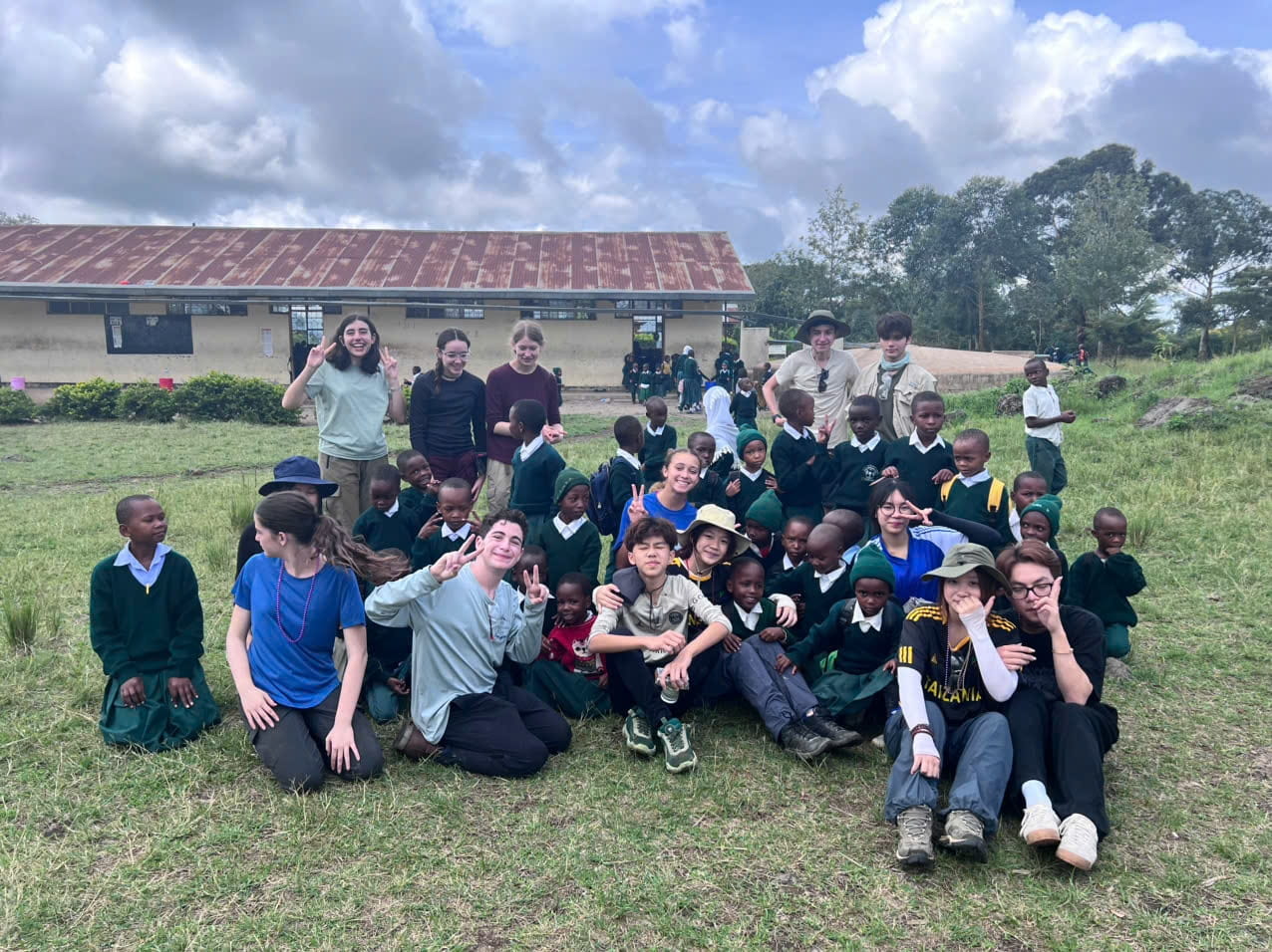 Vì sao học sinh BVIS Hà Nội nổi bật trong mắt các trường đại học hàng đầu thế giới - Why BVIS Hanoi students stand out to top universities worldwide