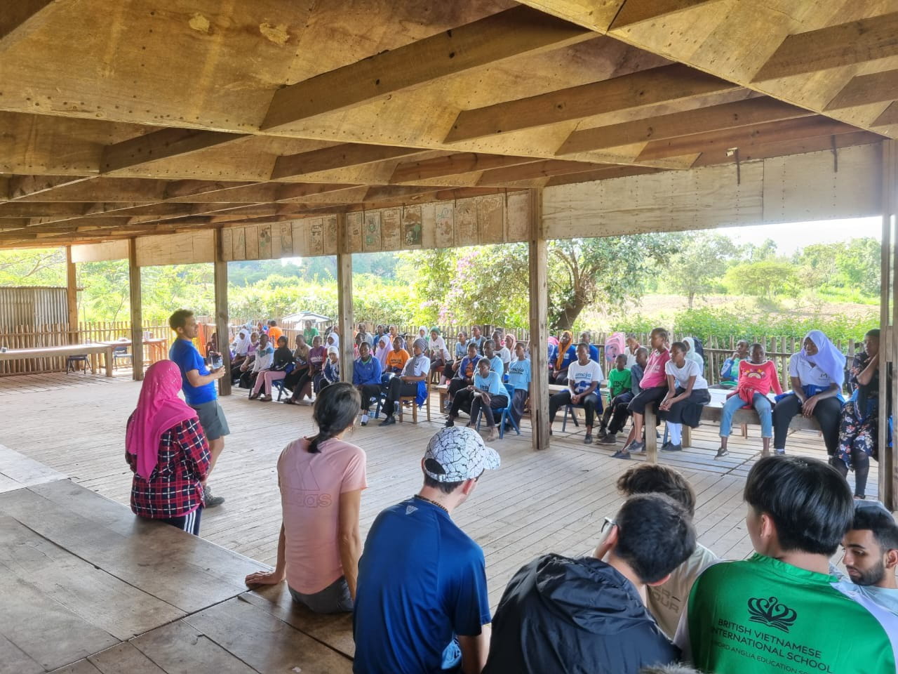 Vì sao học sinh BVIS Hà Nội nổi bật trong mắt các trường đại học hàng đầu thế giới - Why BVIS Hanoi students stand out to top universities worldwide